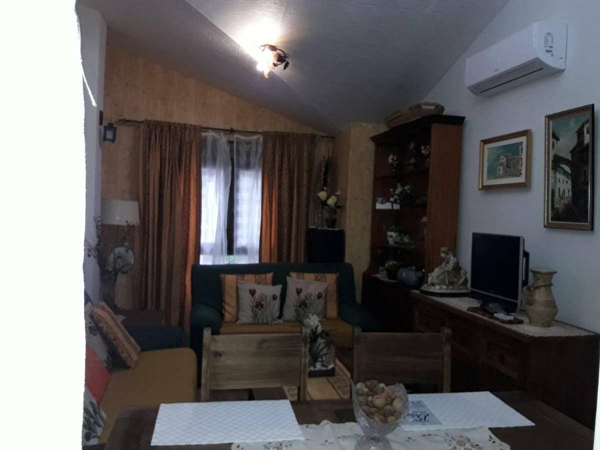 Ferienwohnung Alborada Pinos Genil Exterior foto